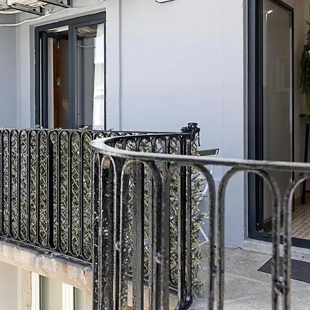 2br Flat Near Marques W/ Ac By Lovelystay * Porto