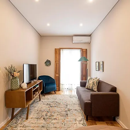 2br Flat Near Marques W/ Ac By Lovelystay Porto