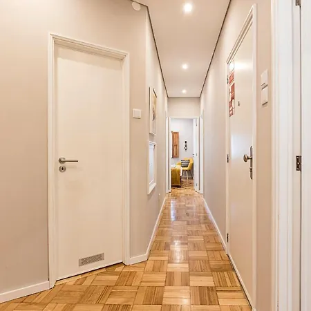 2br Flat Near Marques W/ Ac By Lovelystay Apartment Porto